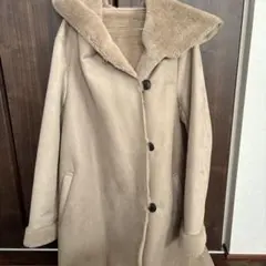 ベージュ ムートンコート ボア襟付き
