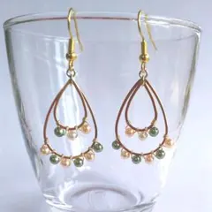 ティアドロップのつぶつぶピアス