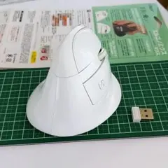 無線静音5ボタンエルゴノミクスマウス 垂直型 Digio MUS-RKF169W