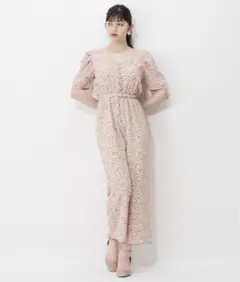 オールインワン　小花柄　デート服