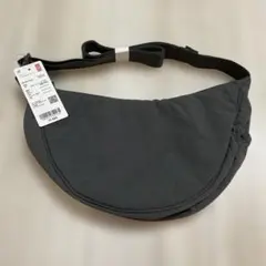 UNIQLO ユニクロ ラウンドミニショルダーバッグ　ダークグレー