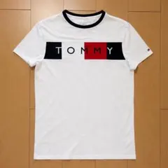 TOMMY HILFIGER クルーネックTシャツ