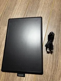 One by Wacom CTL-672