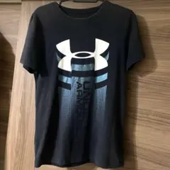 アンダーアーマー  Tシャツ　ブラック　YXL  160 半袖　黒