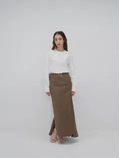 Acka.】acka サテンフレアスカートsatin flare skirt - メルカリ