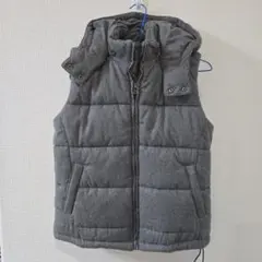 グレー フード付き キルティングダウンベスト