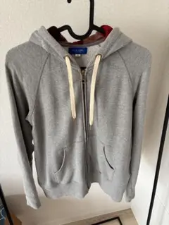難あり❣️お安く♡ブルーレーベル　38 ジップアップパーカー グレー