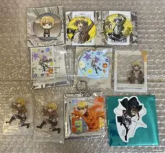 進撃の巨人 グッズ まとめ売り 進撃の巨人 まとめ売り ほぼエレン 特典&非売品多め リヴァイ ミカサ