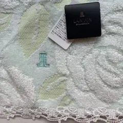 新品未使用　ランバンLANVIN バラ柄タオルハンカチ　レースがかわいい