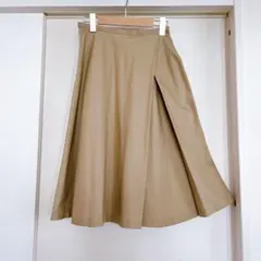 美品 ストローベリーフィールズ フレアスカートのサムネイル