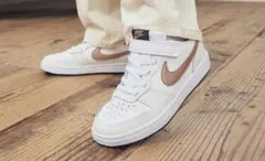 ナイキ　スニーカー　20センチ　コートボロー　LOW2 PSV