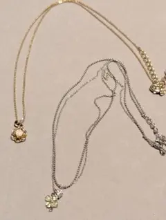 花モチーフ ゴールド ネックレス ・クロバー2連ネックレス　2点セット