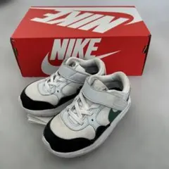 NIKE エアマックス　16cm