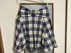 クレドソル　チェック柄 リボン　フレアスカート 膝丈のサムネイル