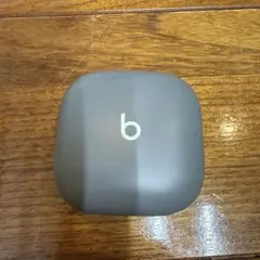 beats fit pro 充電ケースのサムネイル