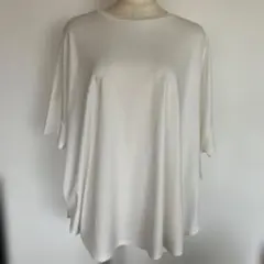 ホワイト バックリボン　ドルマンスリーブ Tシャツのサムネイル