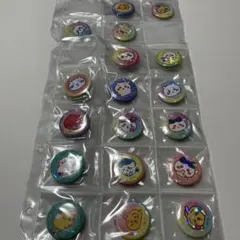 レトロ！自宅保管品 中古美品 ドラえもん ココス 缶バッジ 36個セット レトロ！自宅保管品 中古美品 ドラえもん ココス 缶バッジ 36個セット