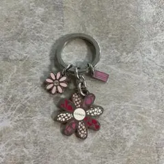 COACH　コーチ　ピンク　デイジー　キーホルダー　キーリング　フラワー