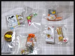 ガチャ6個まとめ売り♡♡豆ガシャ、サンリオ、食べ物系など✩.*˚