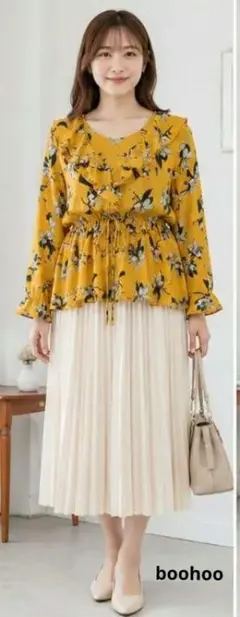 新品タグなしboohoo 花柄 フリル 長袖 ブラウス イエロー　３ＬUS12のサムネイル