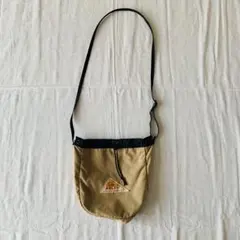 KELTY／ケルティ ZOZO限定キンチャクショルダー ベージュ