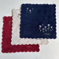 小花刺繍　U.P renoma タオルハンカチ 3枚セットのサムネイル