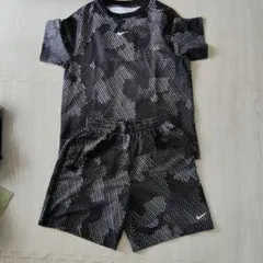 NIKE 上下セット Lサイズのサムネイル