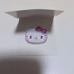 ハローキティ ぷっくりったいバッジ
