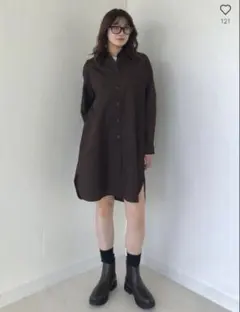 【新品】UNIQLO オーバーサイズシャツワンピース ブラウン　Mサイズのサムネイル
