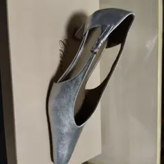 シルバー ポインテッドトゥ パンプス 中ヒール　36