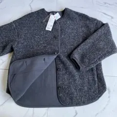 ユニクロUNIQLO ボアフリースリラックスカーディガン　ダークグレー
