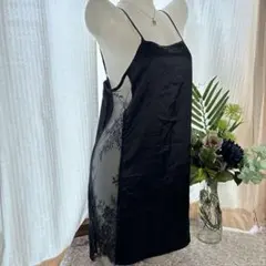 VT88 高級感♪綺麗な花柄サイド幅広レース　スリップ　Sー80 ブラック