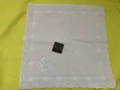 新品‼️タグ付き✳️セリーヌタオルハンカ✳️刺繍ロゴ