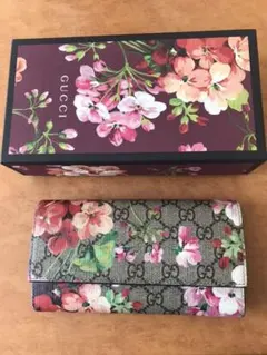 GUCCIグッチ 長財布 ブルームスフラワー ウォレット