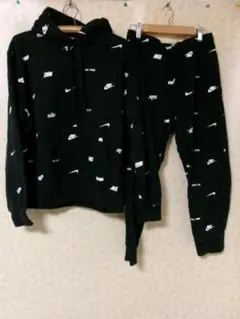 Item thumbnail for item ff7e6844-ea80-45cd-b64a-2f46522f8068