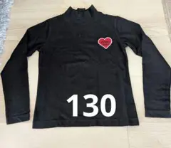 黒のハート刺繍タートルネックTシャツ