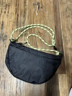 VANS ショルダーバッグ ブラック