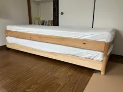 ウトーケル スタッキングベッド ポケットコイルマットレス2枚、パット、シーツ付き