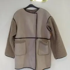 売り切りセール❣️極美品❣️フェイクムートン＆ボア ノーカラーハーフコート