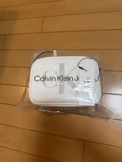 カルバン・クライン・ジーンズ（Calvin Klein Jeans）のサムネイル