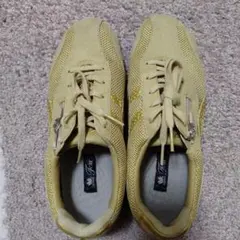 アシックス　イエロースエードメッシュスニーカー