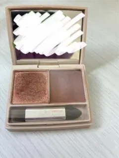 RMK スプリングブレイズ　デュオアイシャドウ　02 ローファイア