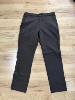 【美品】ユニクロ ウォームストレッチパンツ M グレー