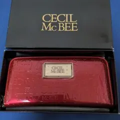 ★未使用★ CECIL McBEE レッドエナメル ロゴ型押し 長財布