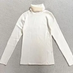 gu タートルネック ニット