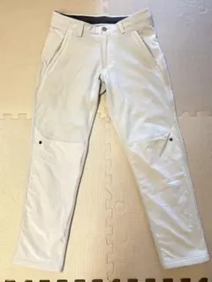 アンダーアーマー　ゴルフパンツ ライトグレー 切り替え　fleece フリース