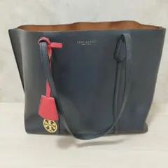 TORY BURCH トリーバーチ トートバッグ ブラック レッドチャーム