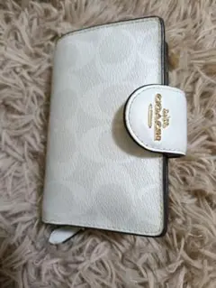 Coach ホワイト 二つ折り財布