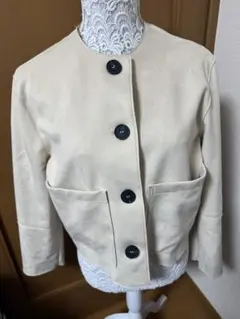 ZARA アイボリー ノーカラージャケット スエード風