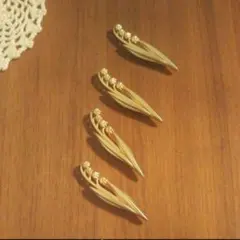 Item thumbnail for item 2c4d4e38-800f-4f60-9c77-eec1fa96bd9b